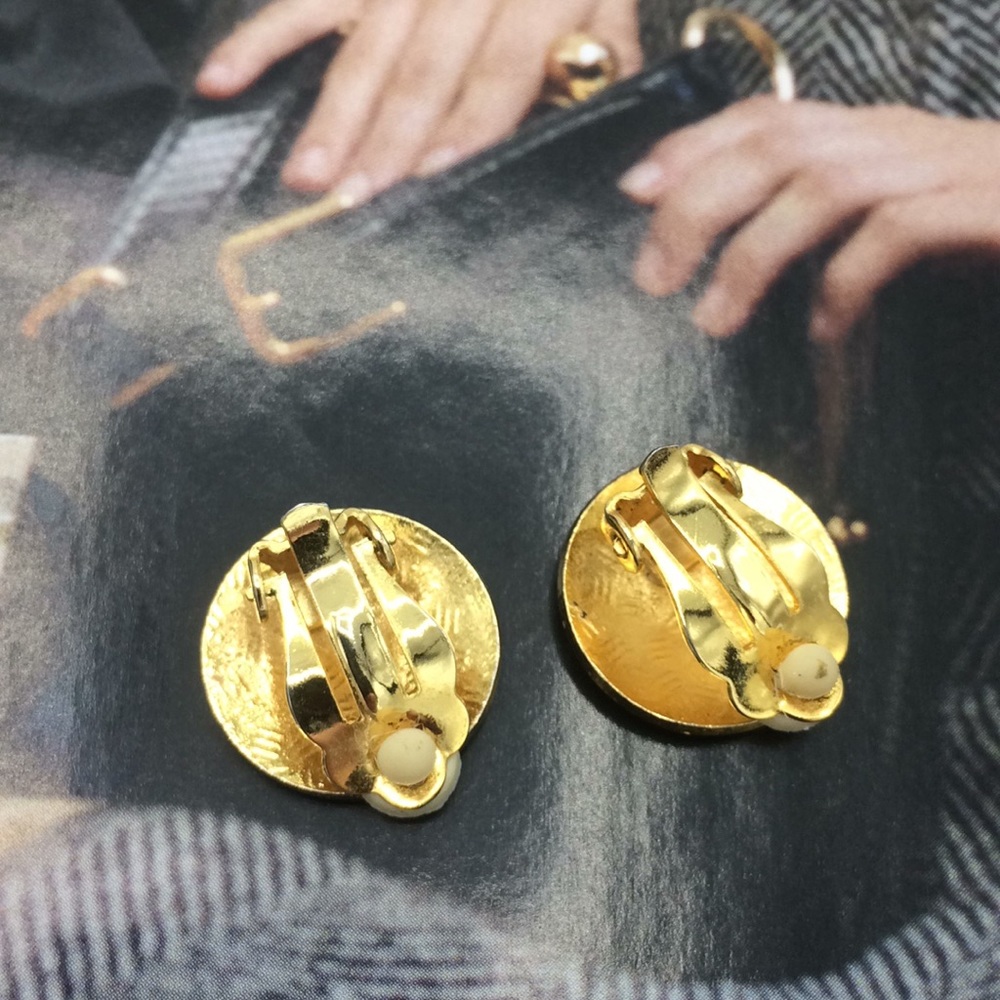 Beautiful vintage gold clasonie enamel clips - Picture 2 of 3